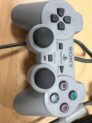 PLAYSTATION 1 (SCPH-7502) - Set Completo -