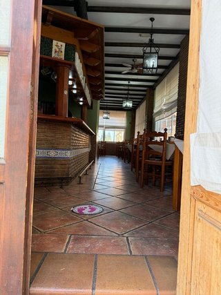 Local comercial en alquiler en El Higueral - La Merced en Marbella