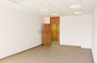Oficina en alquiler en Colores - Entreparques en Sevilla