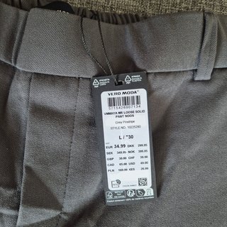 Pantalón Vero Moda L Gris Liso