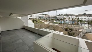 Piso en alquiler en El Mayorazgo - El Limonar en Málaga