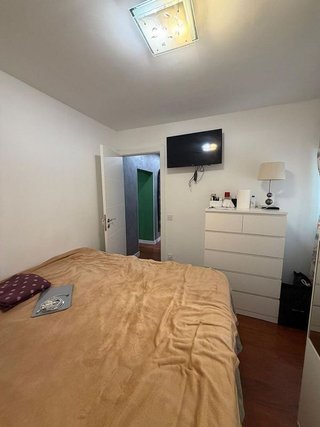Piso en alquiler en Valdezarza en Madrid