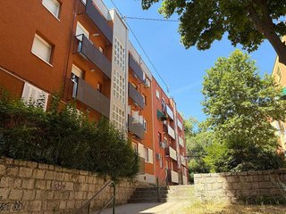 Piso en alquiler en Valdezarza en Madrid