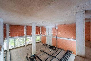 Local comercial en alquiler en Benalúa en Alicante