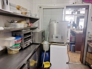 Local comercial en alquiler en Cortes - Huertas en Madrid