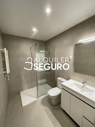 Piso en alquiler en Puerta del Ángel en Madrid