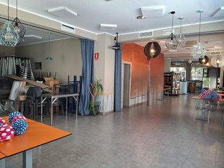 Local comercial en alquiler en Santa Rosa - Valdeolleros en Córdoba