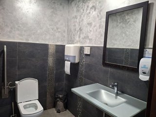 Local comercial en alquiler en Santa Rosa - Valdeolleros en Córdoba