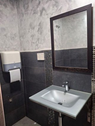 Local comercial en alquiler en Santa Rosa - Valdeolleros en Córdoba
