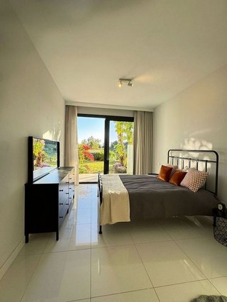 Piso en alquiler en Zona Miraflores en Marbella