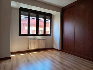Piso en alquiler en Centro en Gijón