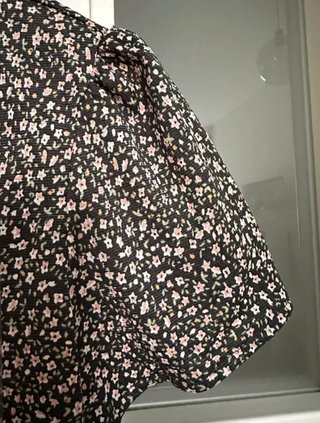 Camiseta Oysho flores S