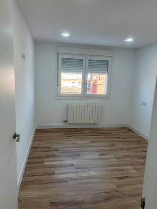 Piso en alquiler en Hospital - G3 - G2 en Burgos