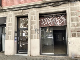 Local comercial en venta en La Sagrada Família en Barcelona