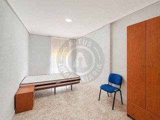 Piso en alquiler en Centro en Cáceres