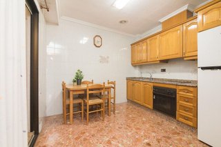 Piso en alquiler en Carrús Est - Camí dels Magros en Elche