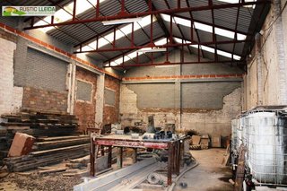 Nave industrial en venta en Mollerussa