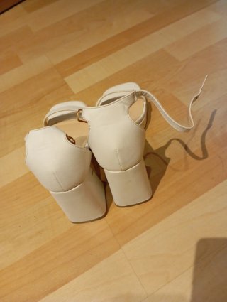 Sandalias blancas Shein