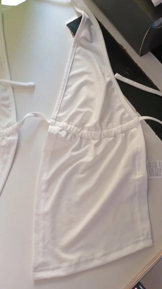 Top blanco escote halter talla M