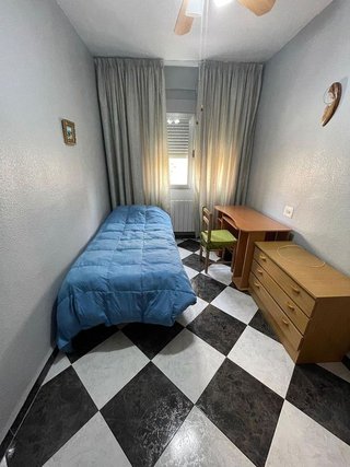 Piso en alquiler en Camino de Ronda - Rosaleda en Granada