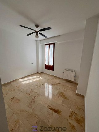 Piso en alquiler en Centro - Sagrario en Granada