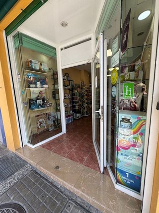 Local comercial en alquiler en La Granja en Zaragoza