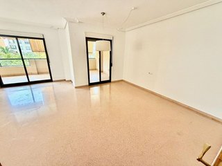Piso en alquiler en Garbinet en Alicante