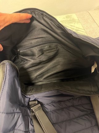 Mochila de viaje Zara azul y negra