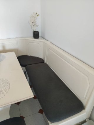 Conjunto mesa, banco cocina y 3 sillas
