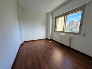 Piso en alquiler en Costillares en Madrid