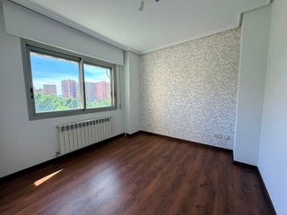Piso en alquiler en Costillares en Madrid