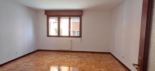Piso en alquiler en El Llano en Gijón