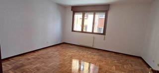 Piso en alquiler en El Llano en Gijón