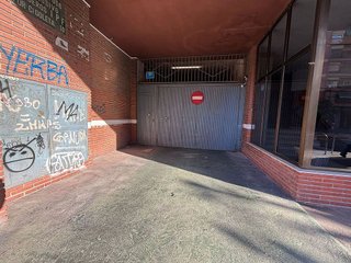 Garaje en venta en Marxalenes en Valencia