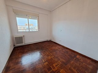 Piso en alquiler en Parque Ondarreta - Urtinsa en Alcorcón