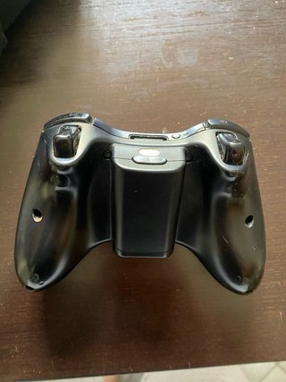 Xbox 360 Slim E nera 250gb + controller