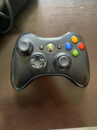 Xbox 360 Slim E nera 250gb + controller