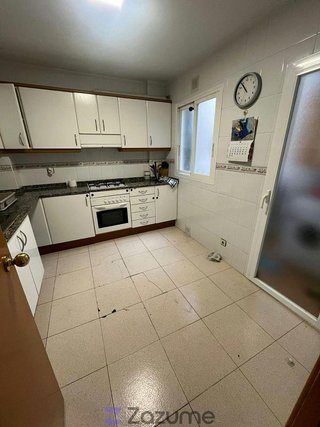 Piso en alquiler en Santa Eulàlia en Hospitalet de Llobregat, L´
