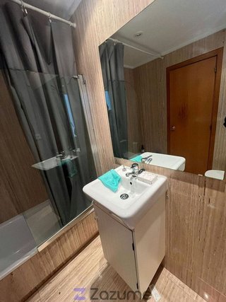 Piso en alquiler en Santa Eulàlia en Hospitalet de Llobregat, L´