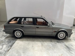 BMW E30 Touring Otto 1:18