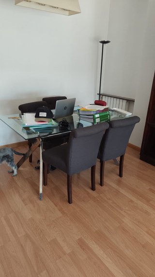 Mesa de comedor de cristal