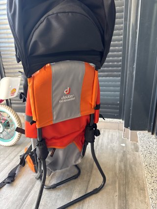 Mochila portabebés senderismo naranja