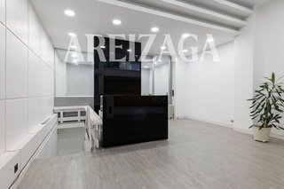Local comercial en alquiler en Centro en San Sebastián-Donostia