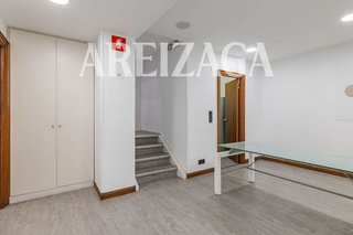 Local comercial en alquiler en Centro en San Sebastián-Donostia
