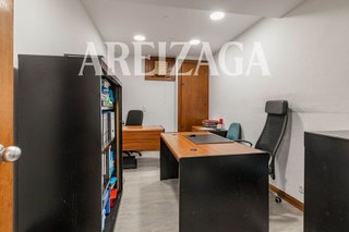 Local comercial en alquiler en Centro en San Sebastián-Donostia