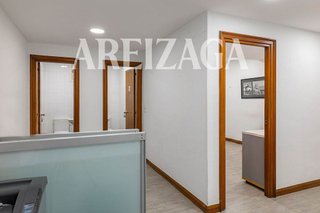 Local comercial en alquiler en Centro en San Sebastián-Donostia
