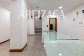 Local comercial en alquiler en Centro en San Sebastián-Donostia