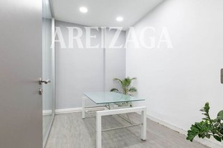 Local comercial en alquiler en Centro en San Sebastián-Donostia