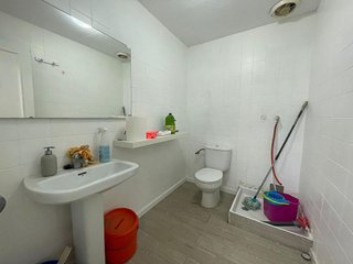 Local comercial en venta en Altozano - Conde Lumiares en Alicante