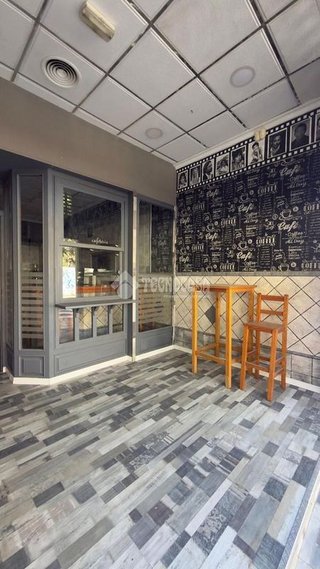 Local comercial en alquiler en Paus - Poligono San Blas en Alicante